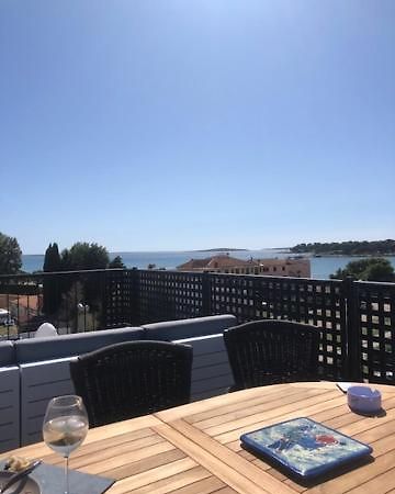 Penthouse Exceptional Sea View Apartment Medulin Bagian luar foto